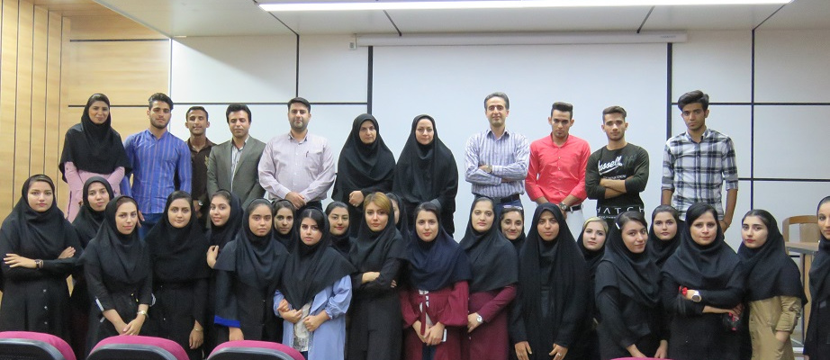گزارش تصویری از برگزاری جلسه آیین معارفه دانشجویان منابع طبیعی ورودی ۹۸