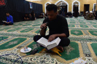 گزارش تصویری مراسم احیای شب نوزدهم ماه مبارک رمضان