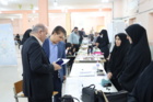 بازدید رئیس دانشگاه از روند ثبت‌نام دانشجویان کارشناسی