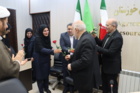 تجلیل از بانوان دانشگاهی با اهدای گل توسط استاندار خوزستان