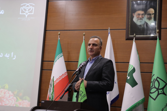 معاون امور زراعت وزارت جهاد کشاورزی: افزایش بهره‌وری و اصلاح الگوی کشت کلید عبور از محدودیت‌های آبی و انرژی